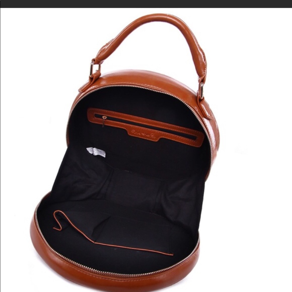  Classic Hat Box Shaped Handbag - Picture 5 of 7