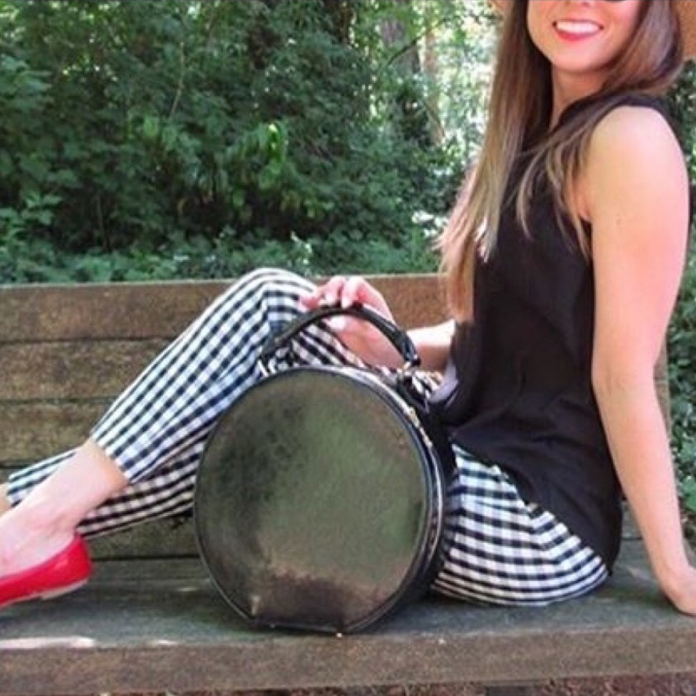  Classic Hat Box Shaped Handbag - Picture 6 of 7