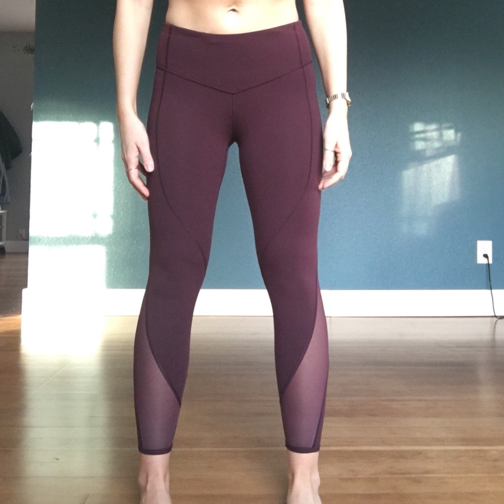Lululemon All Meshed Up 7/8 tight leggings 6