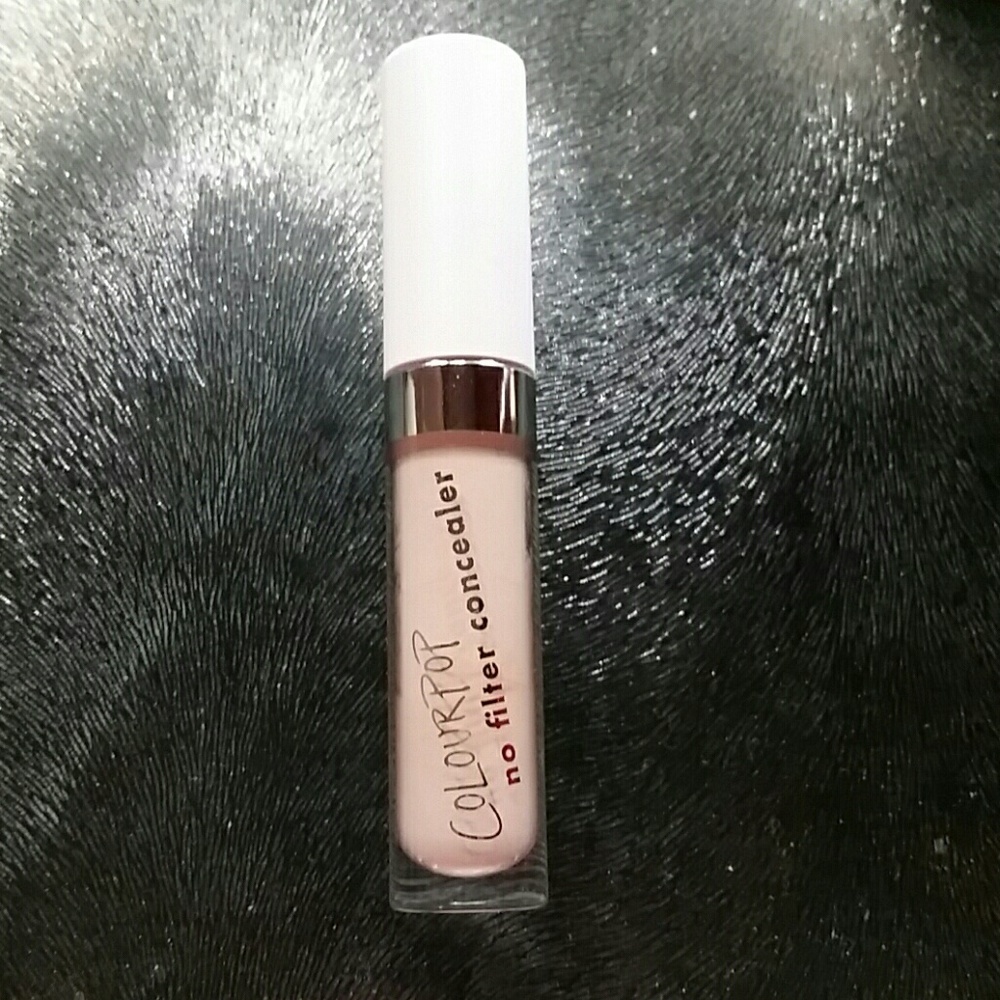 Colourpop concealer no filter