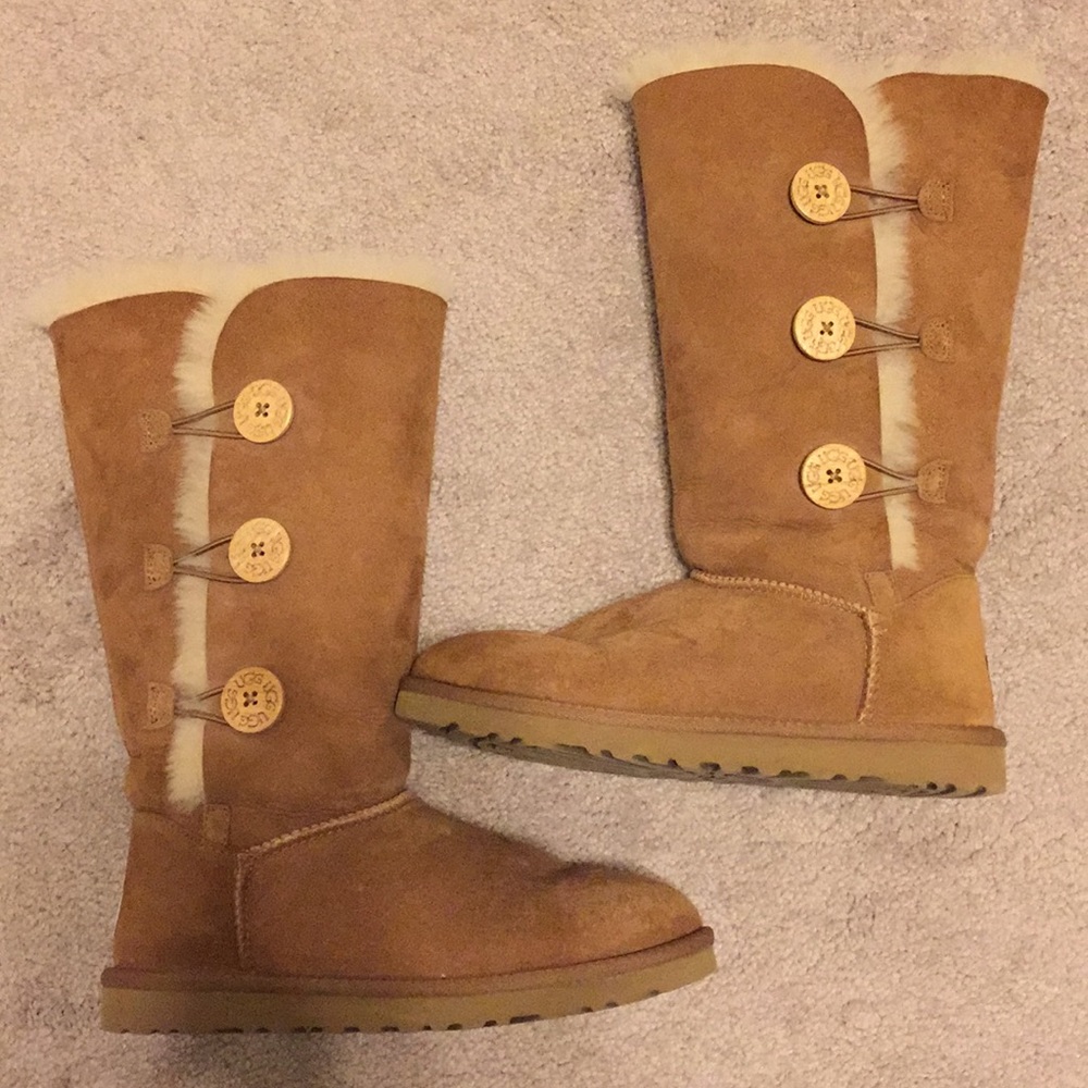 Women’s UGGs!