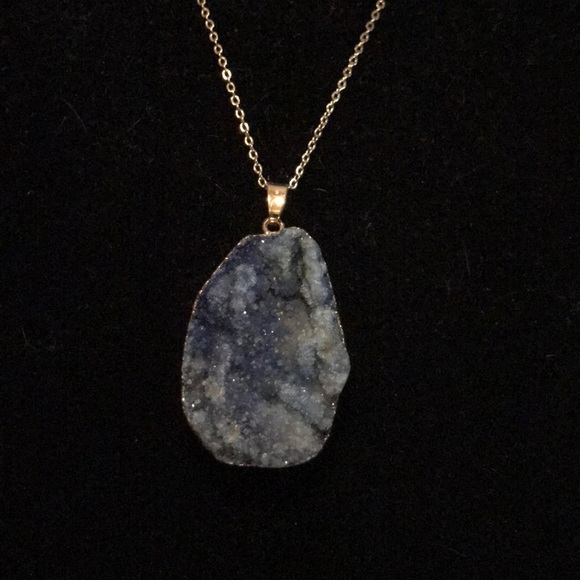 🎁GREAT GIFT! Natural Crystal Quartz necklace - Picture 1 of 2