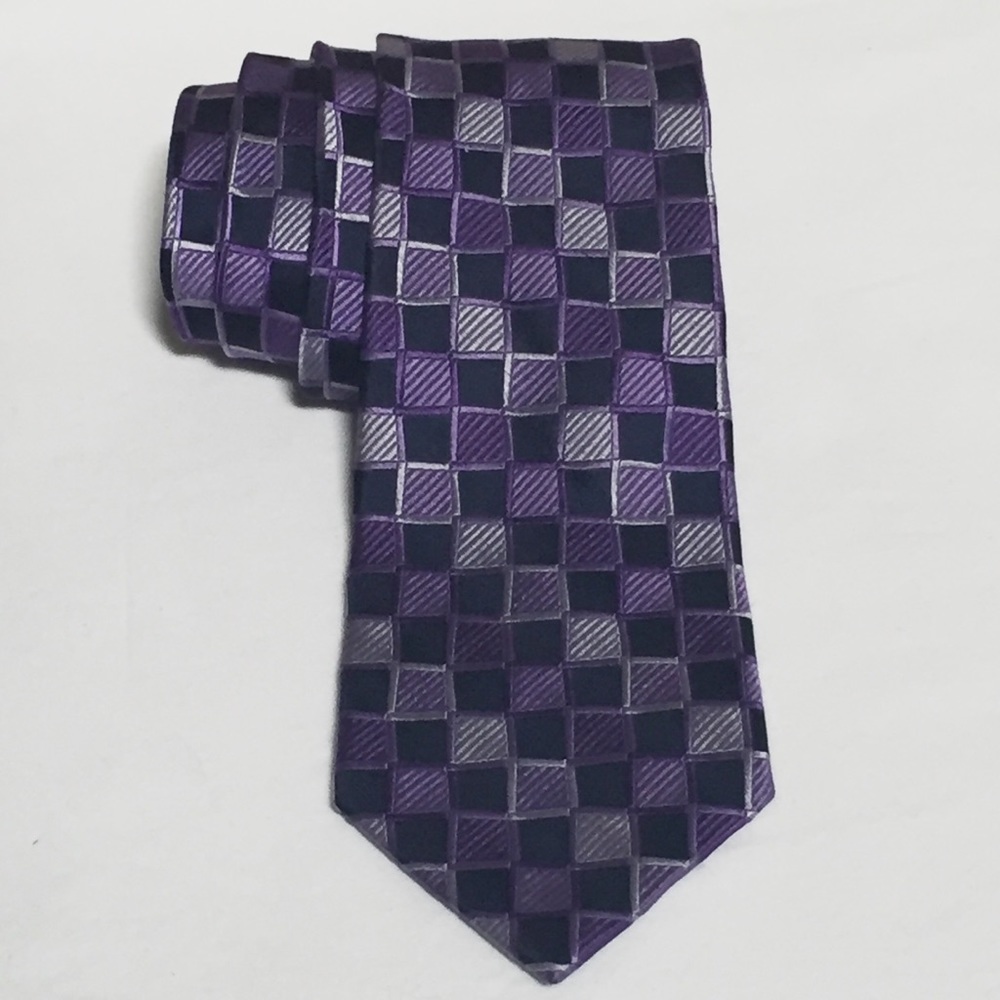 BCBG Classic Men’s Tie