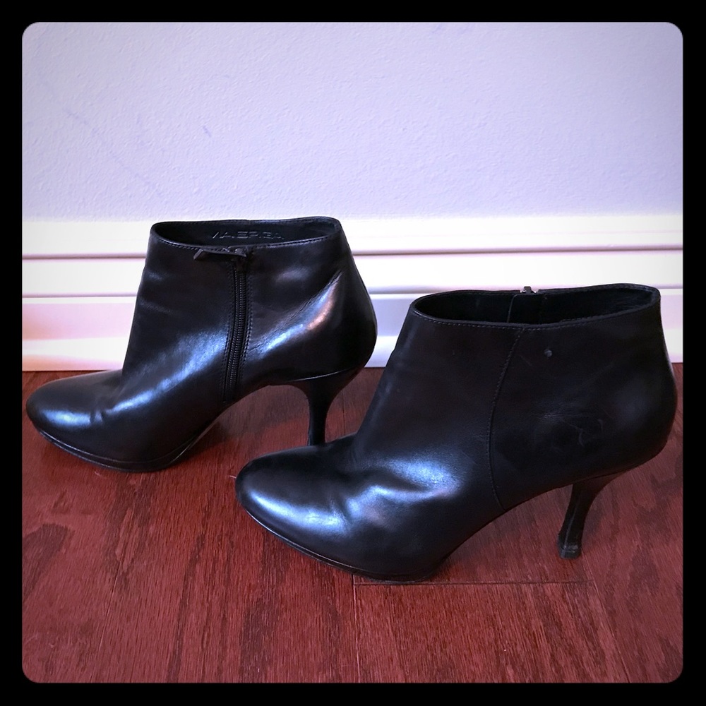 Via Spiga black leather ankle boots.