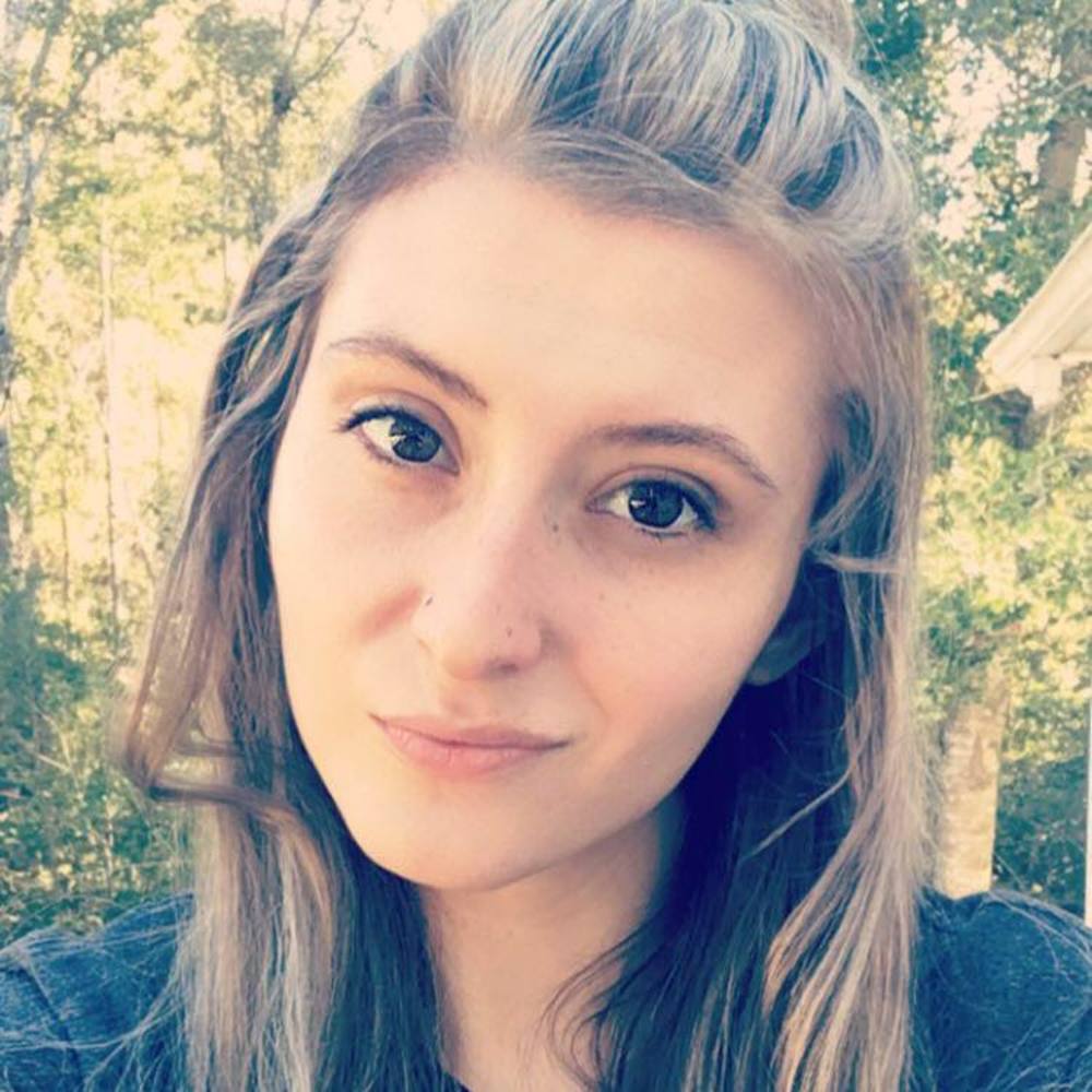 Meet your Posher, Isabelle