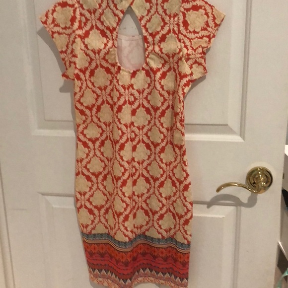Patterned Dress - Picture 3 of 3