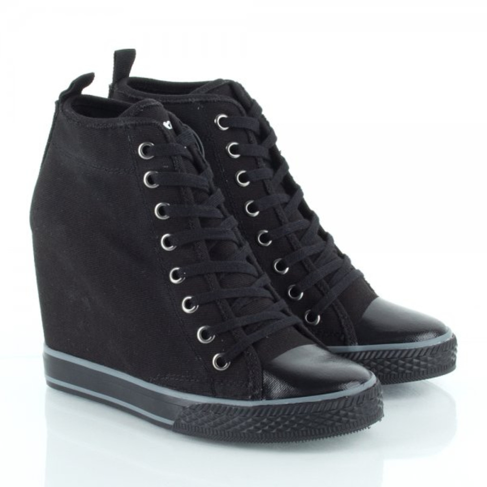 IN SEARCH OF DKNY Grommet wedge sneakers