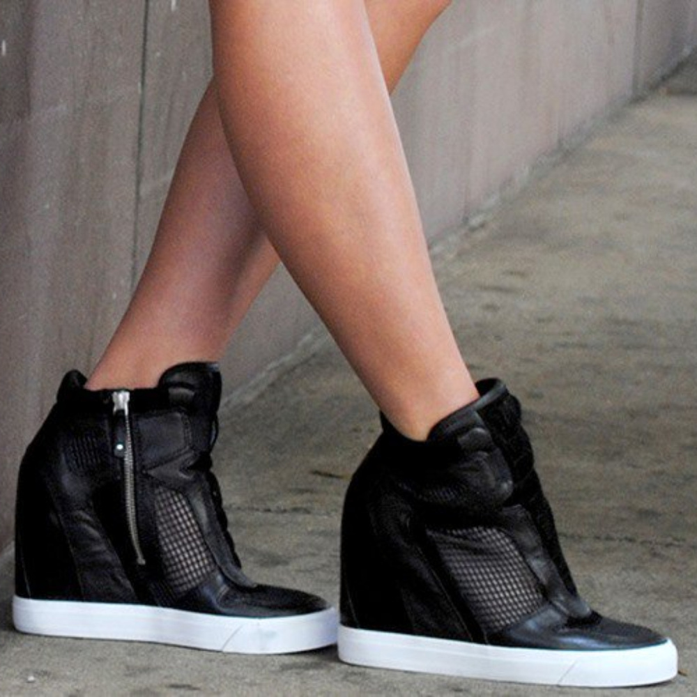 IN SEARCH OF DKNY Grand wedge sneakers