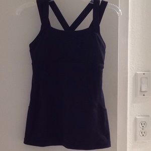 Lululemon workout top