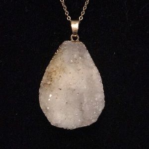 🎁 GREAT GIFT 🎁 Natural Crystal Quartz necklace