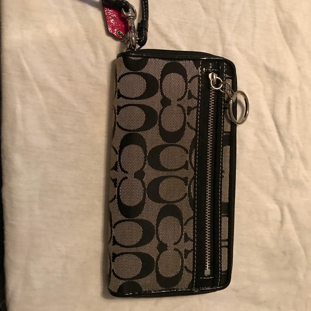 Zip Around Wallet