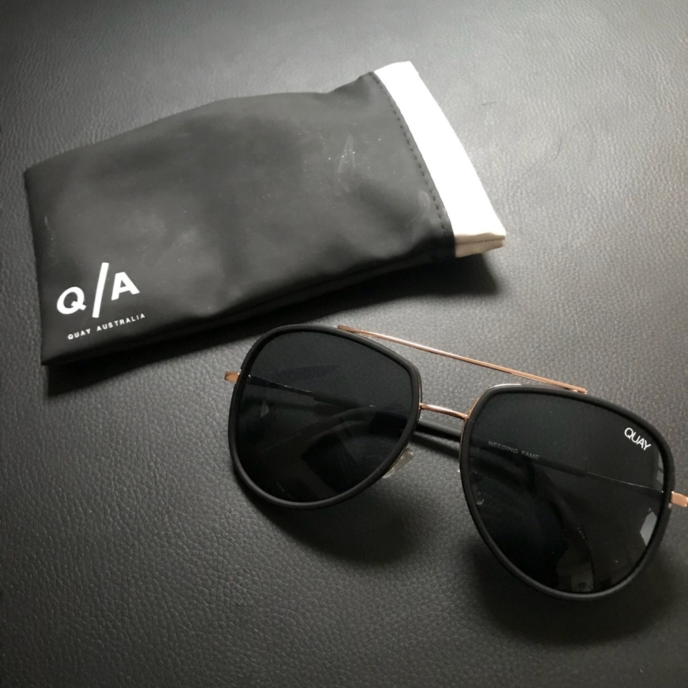 Quay needing fame glasses