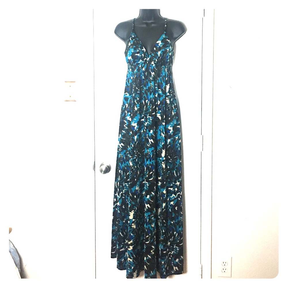 Stretchy & strappy Sun Dress