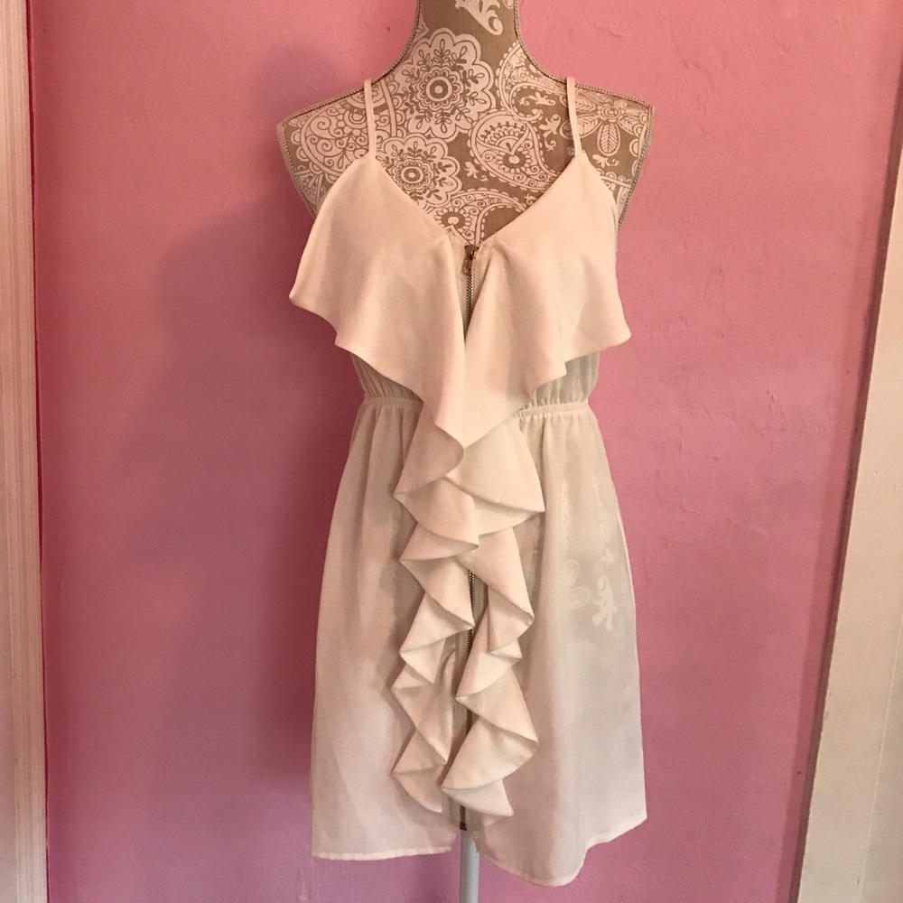 Ivory White Ruffle Dress 🕊