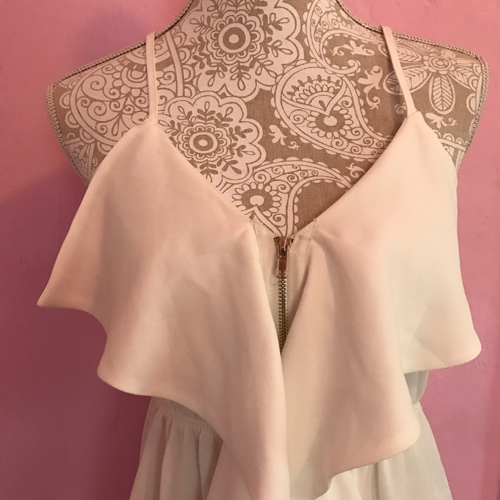 Ivory White Ruffle Dress 🕊 - Picture 3 of 8