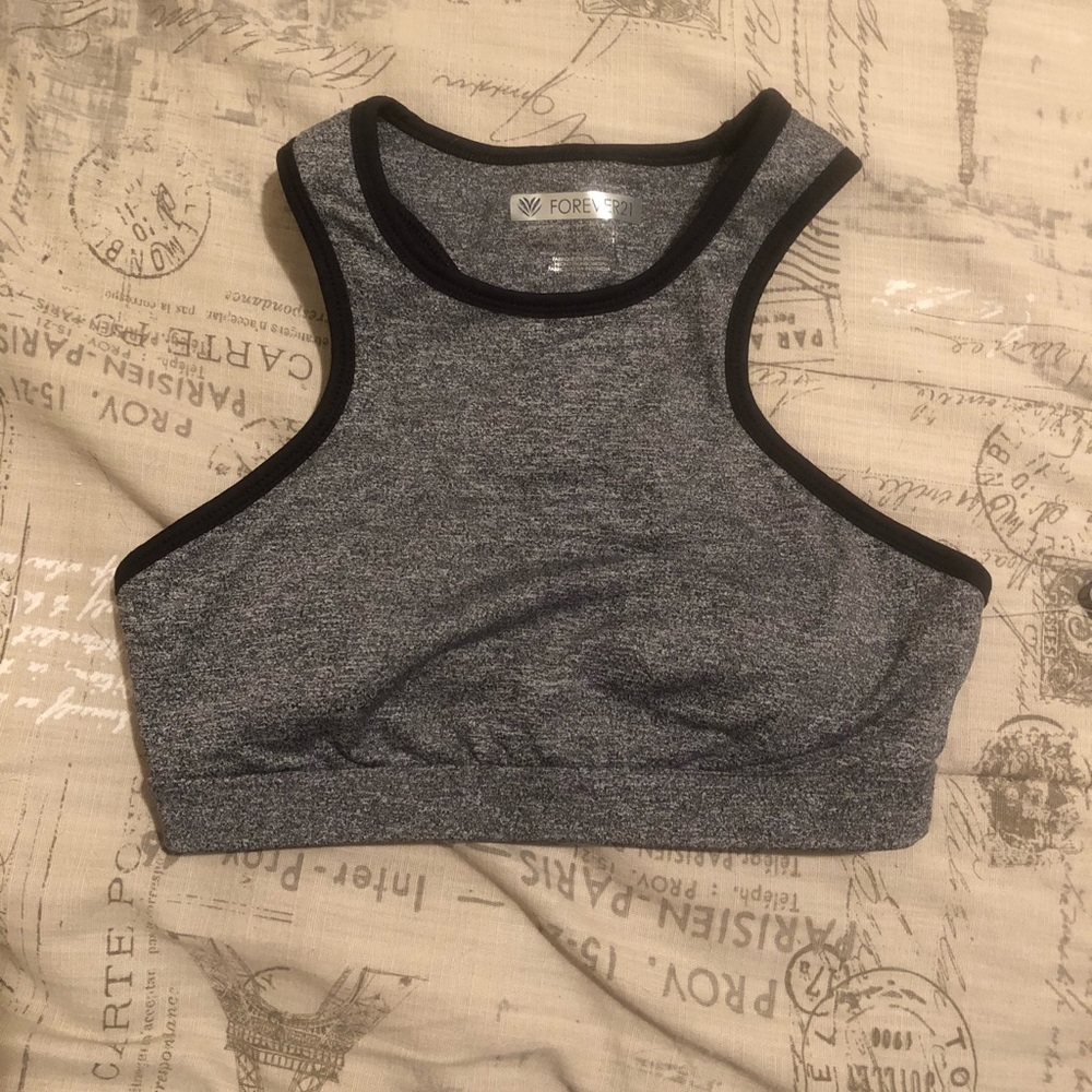 NWT. High neck racer back sports bra