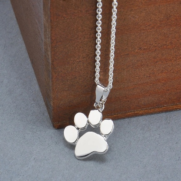 ♡ Paw Necklace - Picture 2 of 8