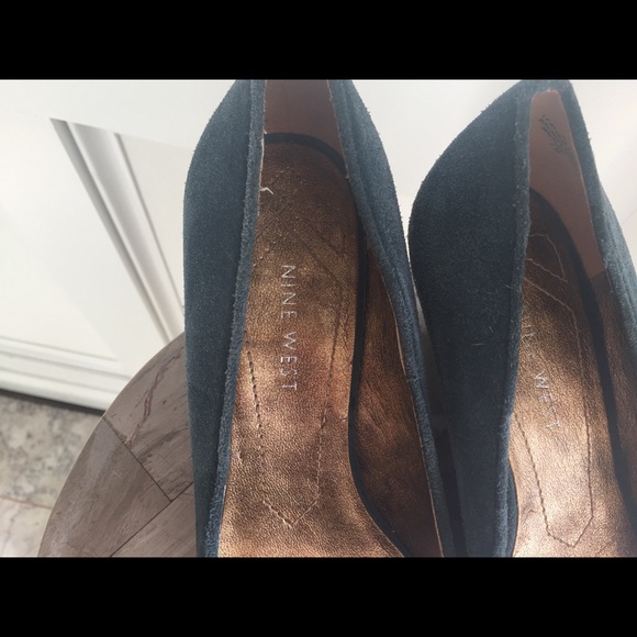 Nine West blue wedges. - Picture 6 of 6