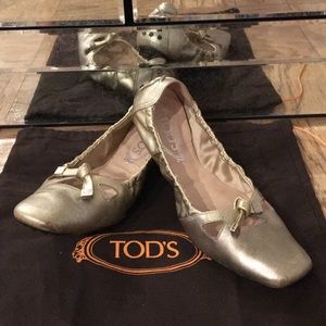 Tods Gold Ballet Flat