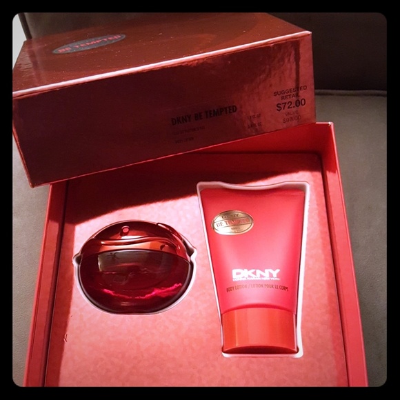 dkny red be tempted