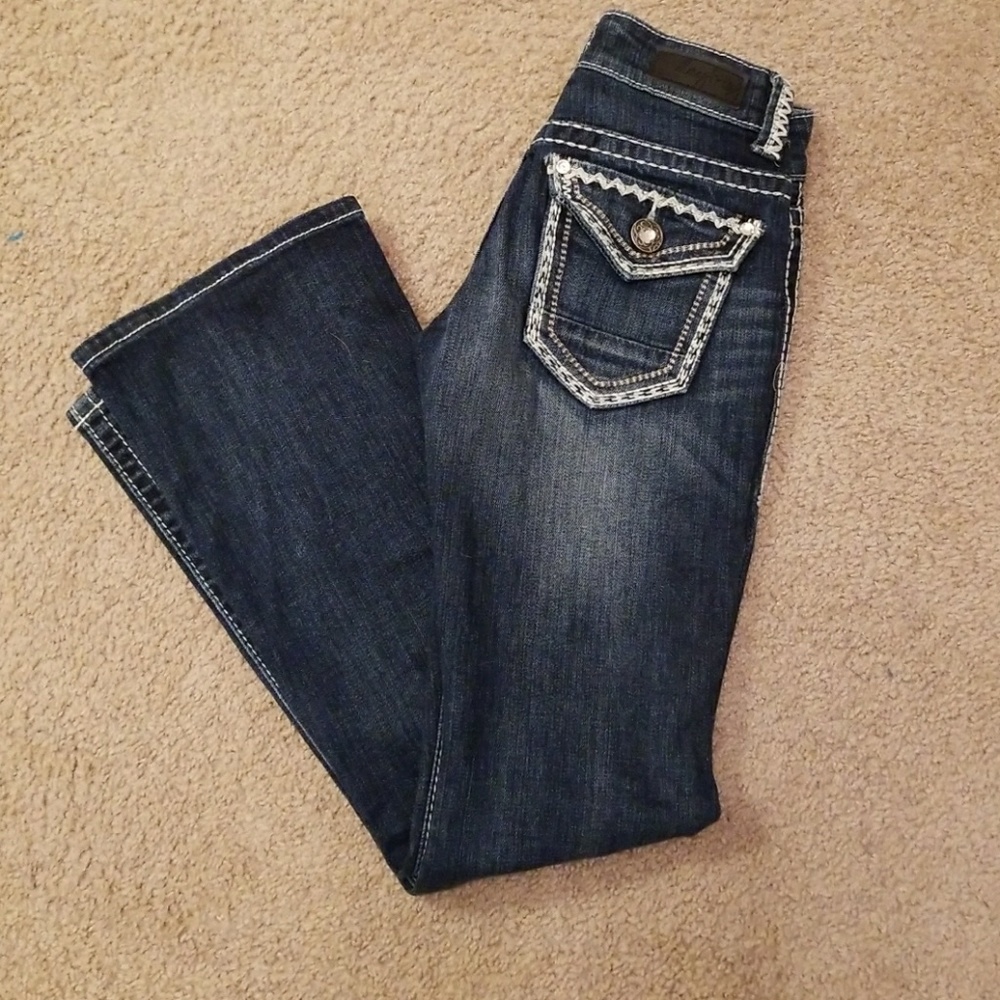 Day Trip Jeans 23