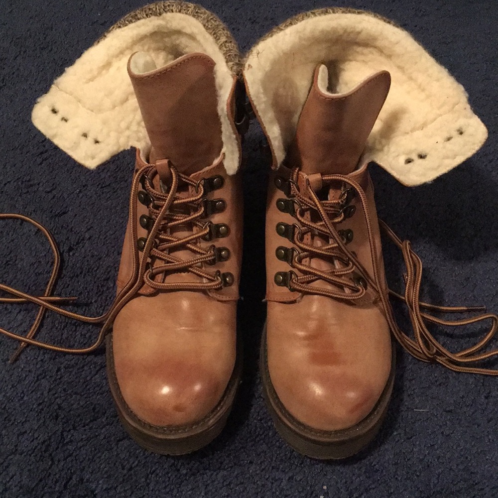 Fleece-lined Combat Winter Boot