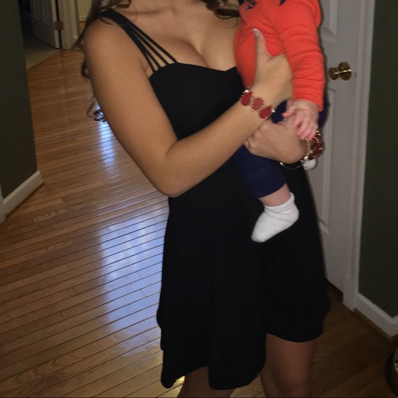 Dress - Picture 3 of 3