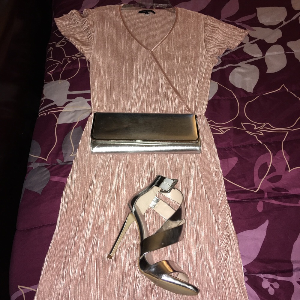 Mauve pleated dress
