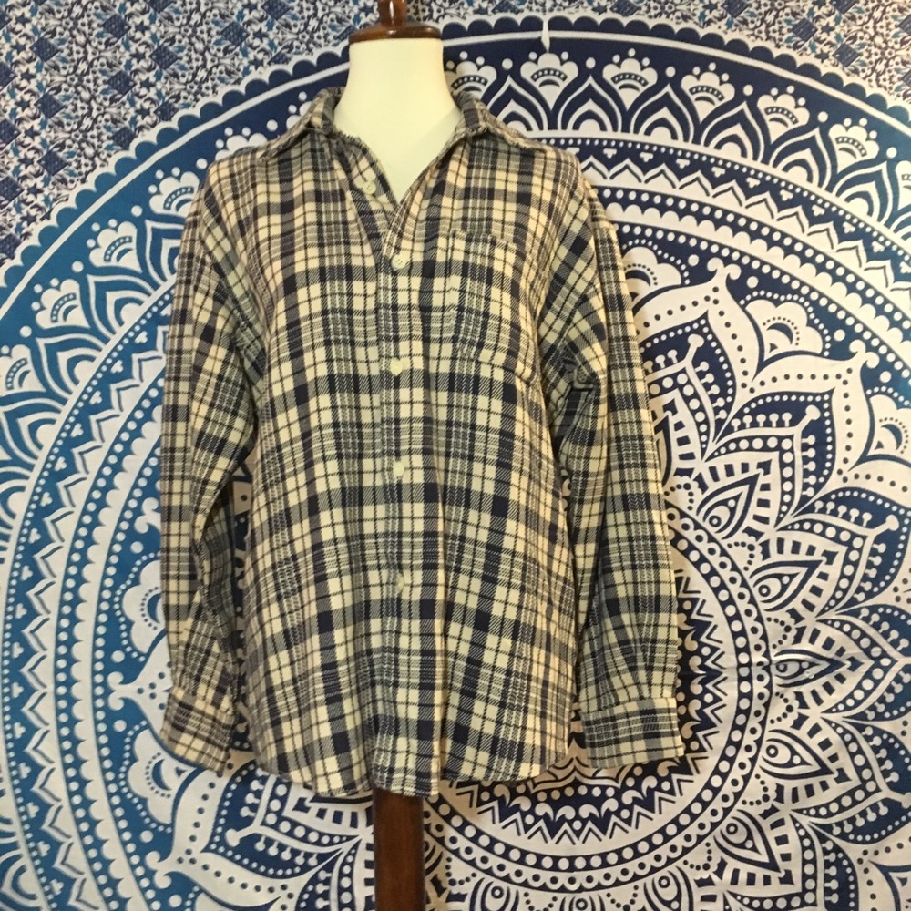 American Wear Clothing Size M Plaid Button Down