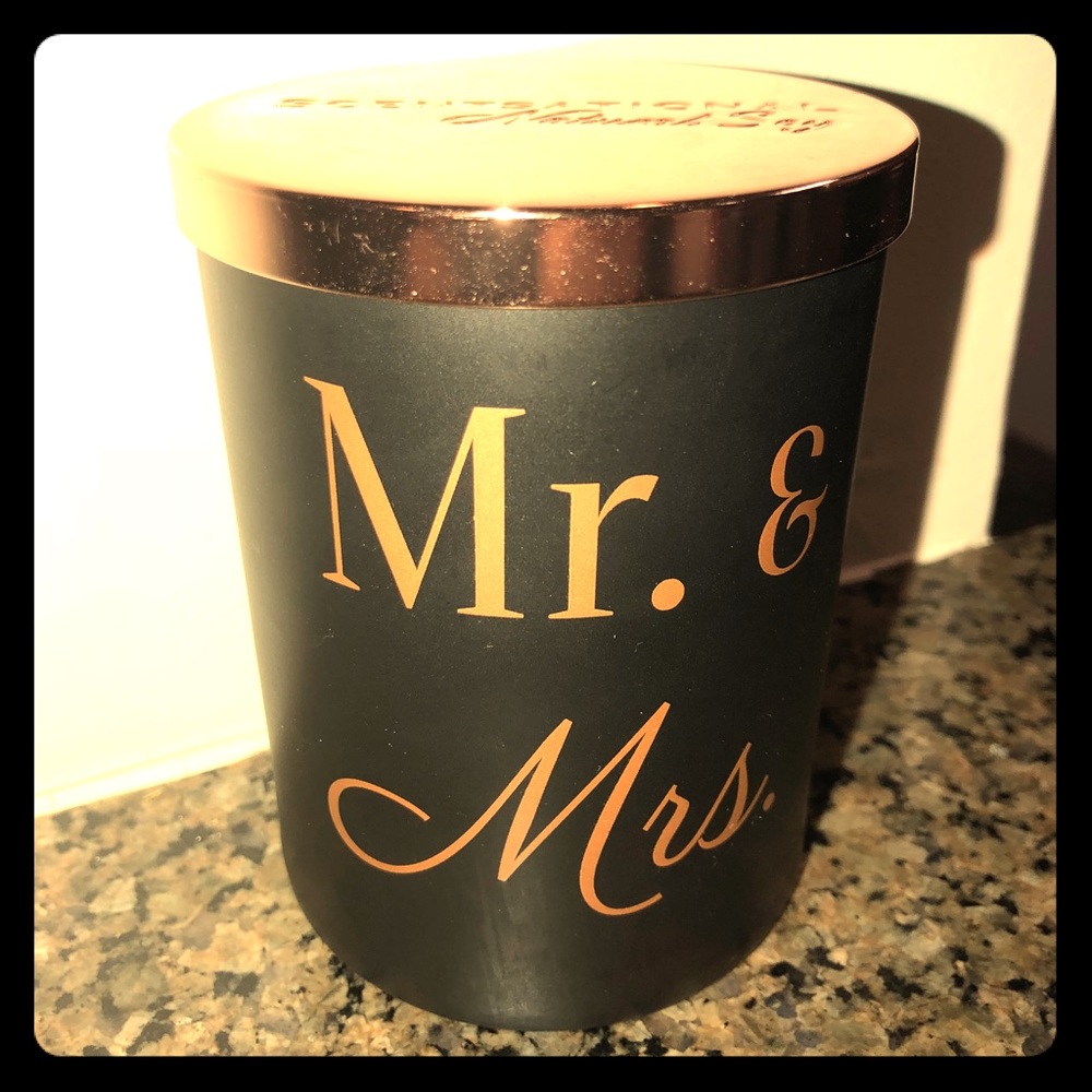 Mr & Mrs Gift Candle