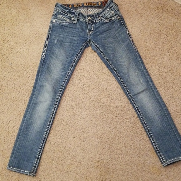 Rock Revival Jeans - Picture 2 of 4