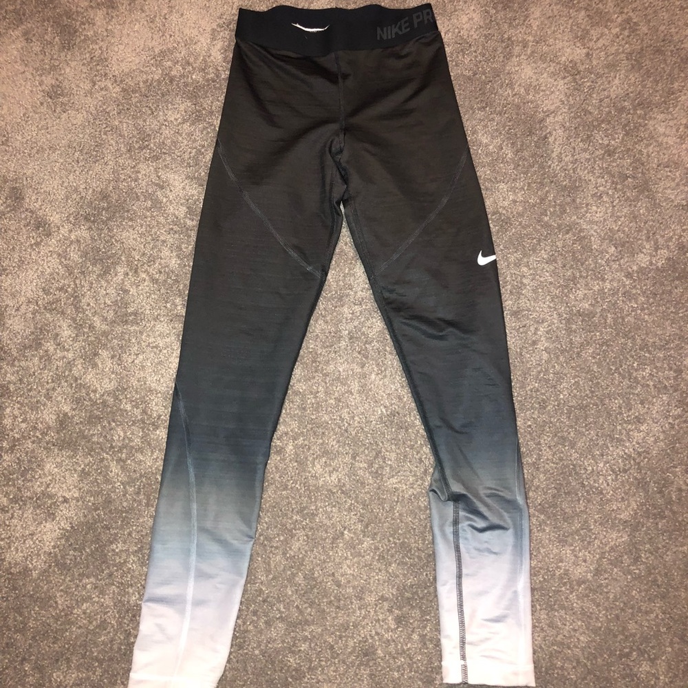 Nike leggings