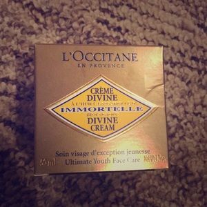 L’Occitane Divine Creme