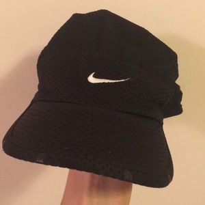 Nike women's running dri-fit cap