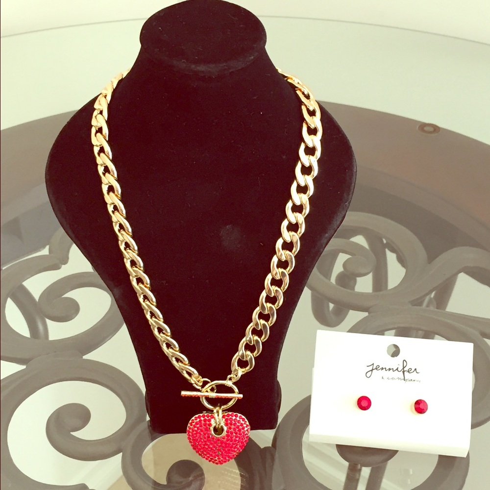 Necklace and earrings set