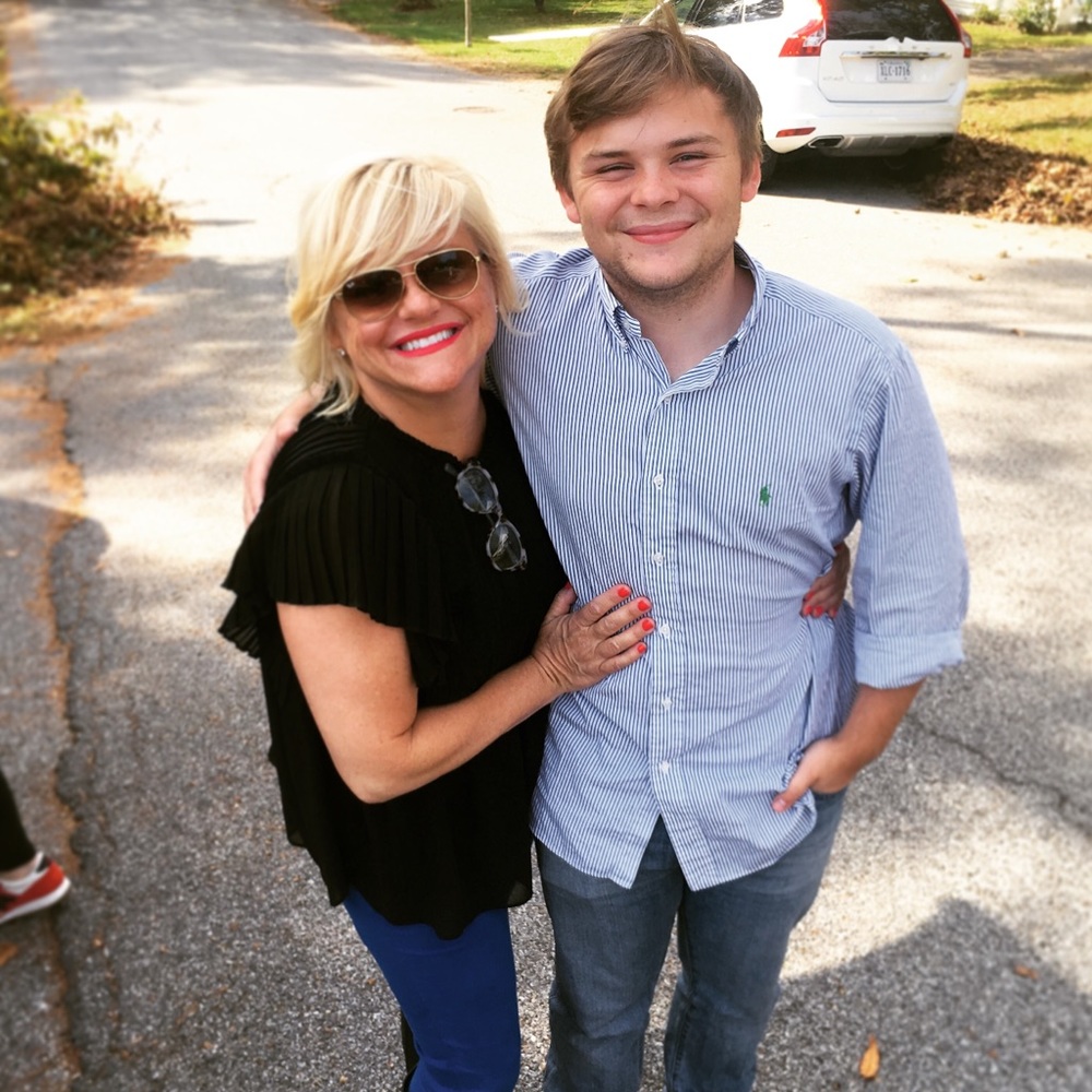 Meet your Posher, Lisa