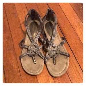 Bass strappy sandals!