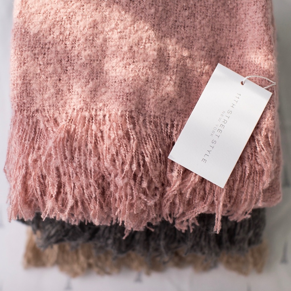 SALE! Bryant Park Soft Scarf 🔸Last 1 - Picture 7 of 8