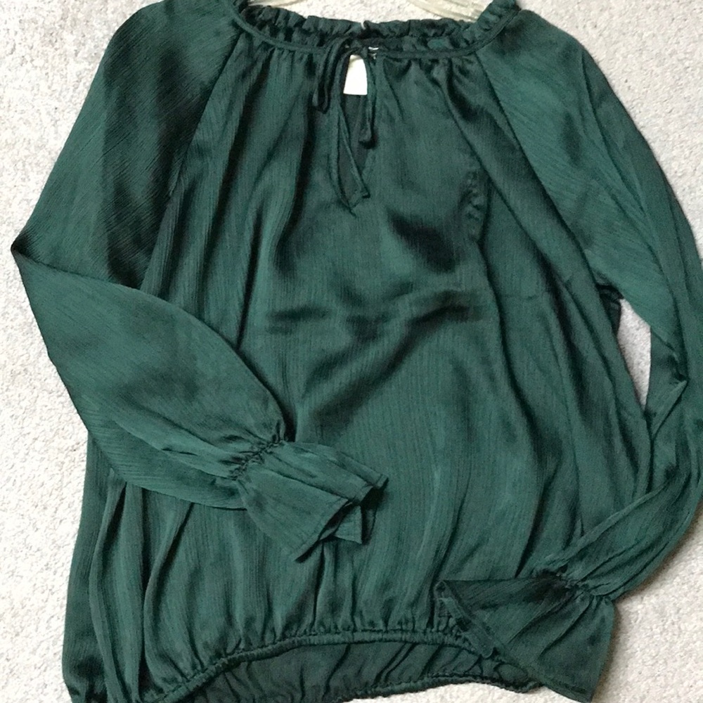 Festive flowy blouse.