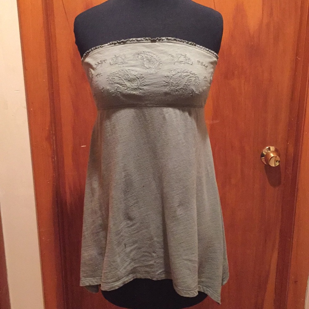 AEO Strapless Embroidered Top