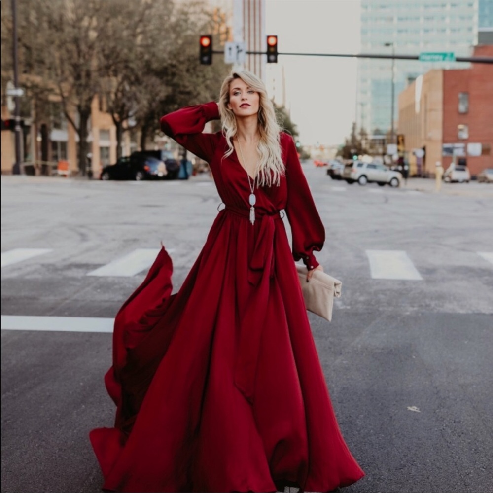 ISO Vici Opulent Diana dress