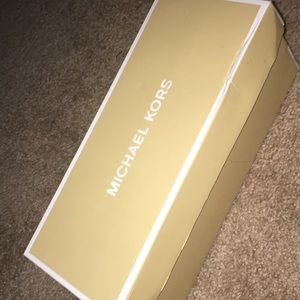 Micheal Kors Slides