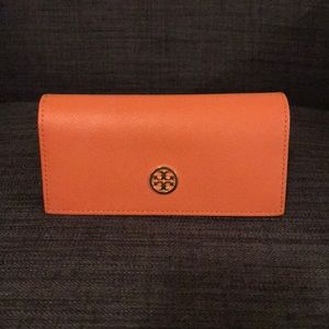 Tory Burch - Sunglass Case
