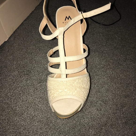Beige wedges - Picture 2 of 2