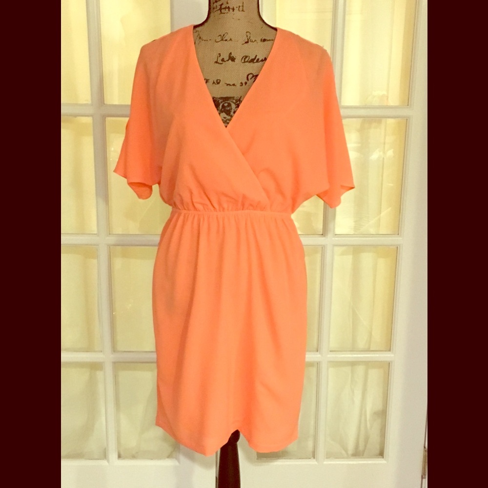 👗Giana Bini Coral Dress 👗
