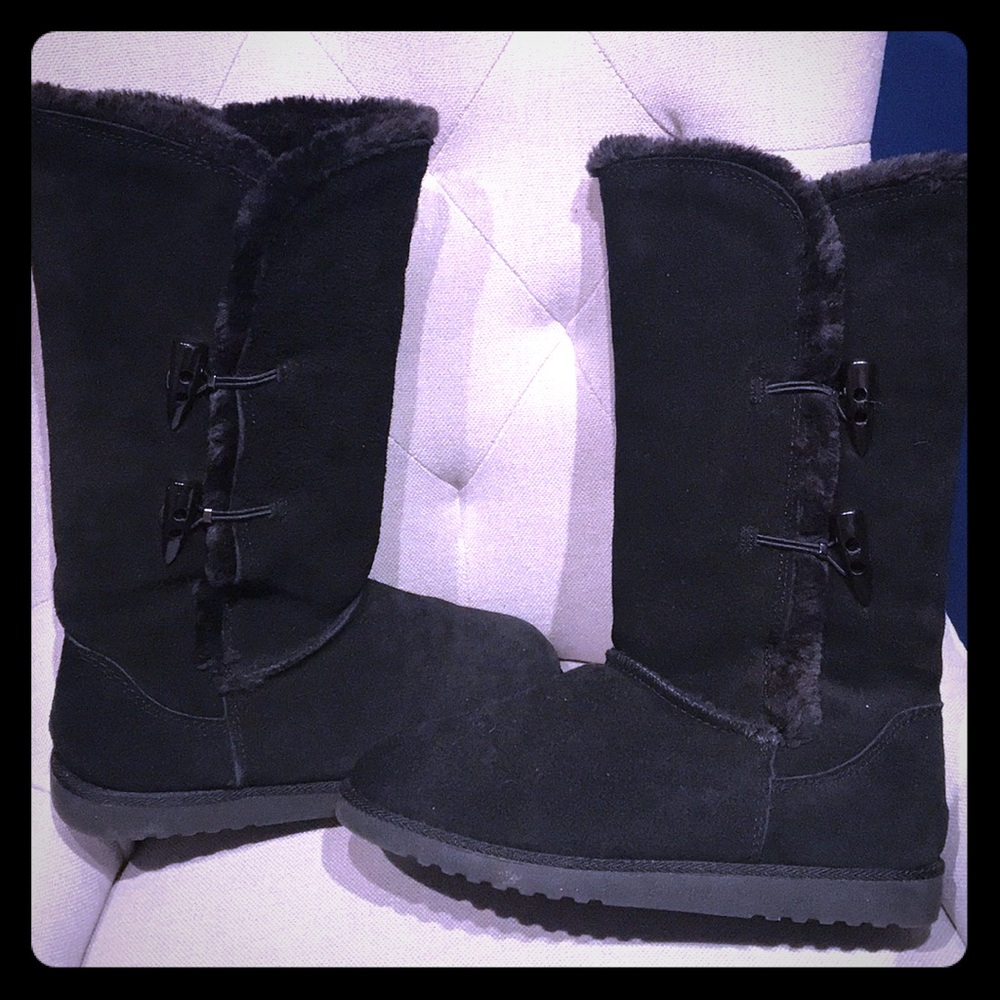 Mid calf boots