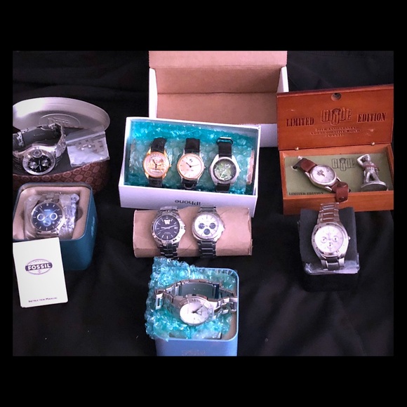 fossil-brand-breakdown-lead-  10 Fossil Watches. Men/Women New/Like New.