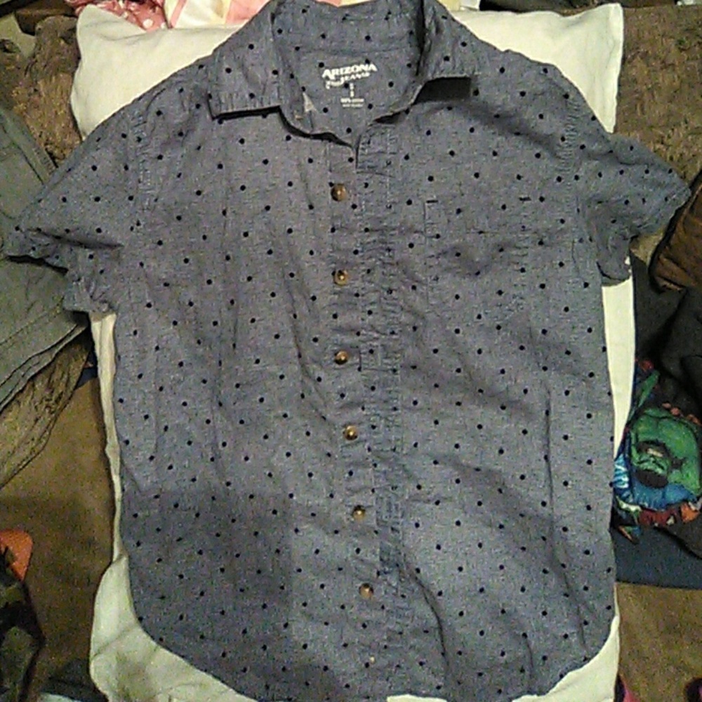 Cute Arizona Jean Company button down!