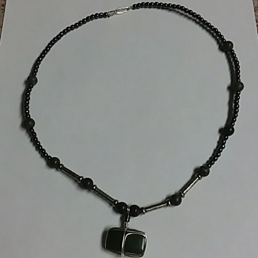 Jade gemstone unisex necklace - Picture 1 of 2