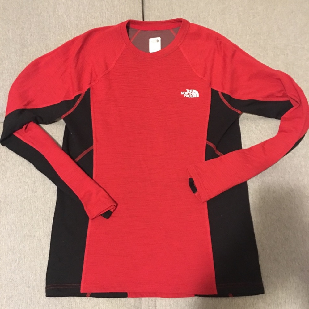 North face men’s long sleeve performance shirt